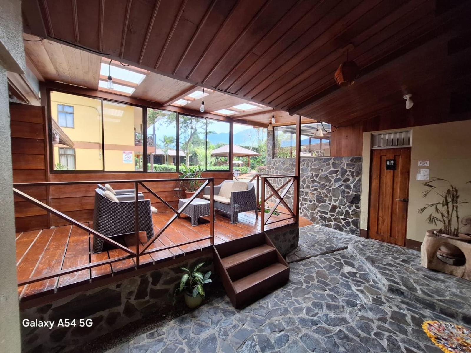 Iris Arenal Hotel La Fortuna Exterior foto